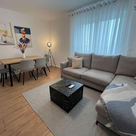 Modern Apt Near City Centre Шкодер Екстер'єр фото